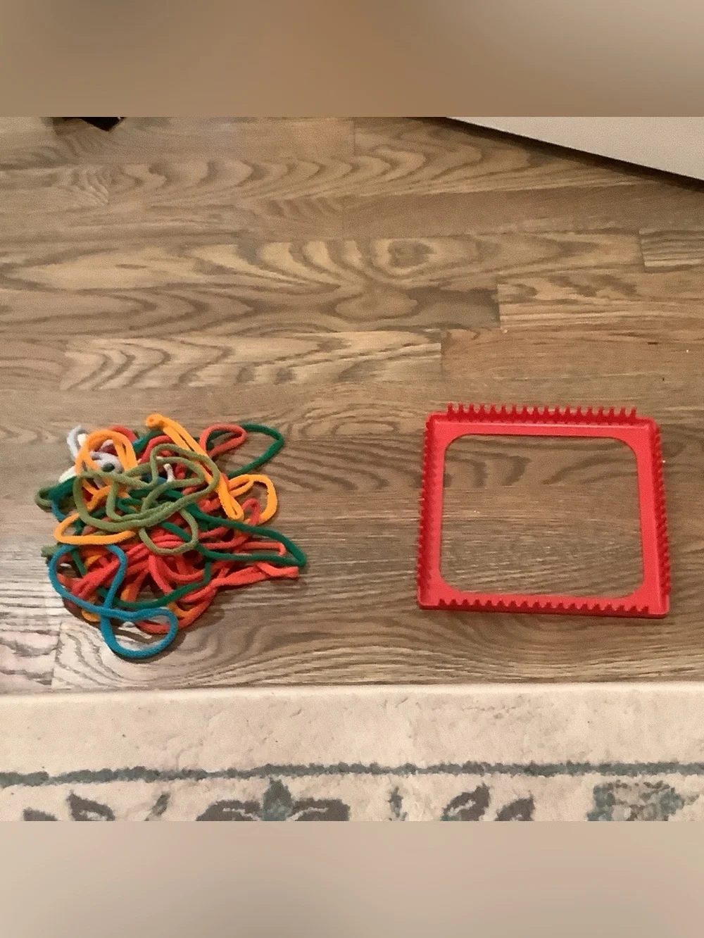 Kids Craft Loom Toy with Multicolor Bands - Unbranded